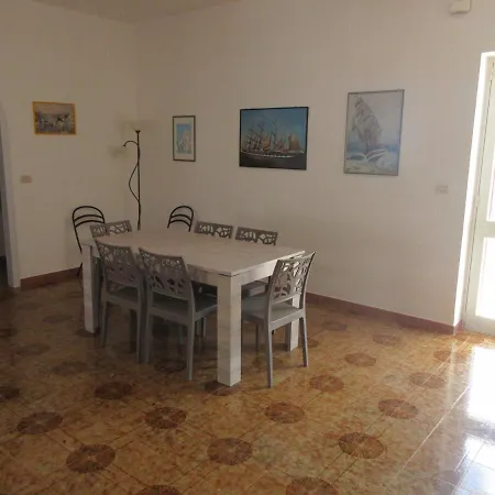 Antonella House * Торре-Вадо