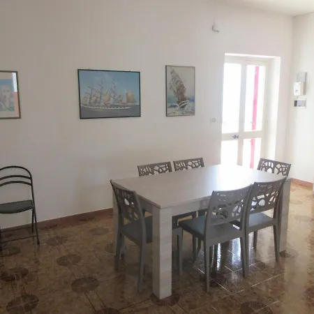 Antonella House Apartment *